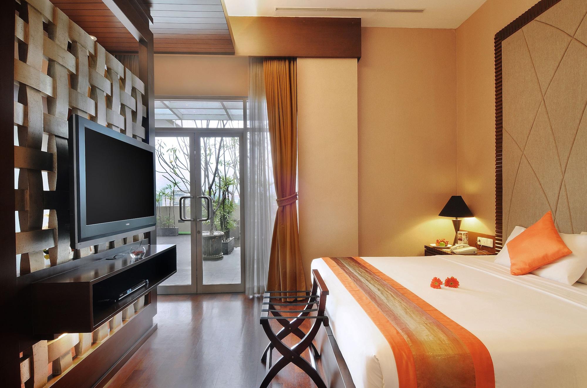 Hotel The Luxton Bandung Esterno foto