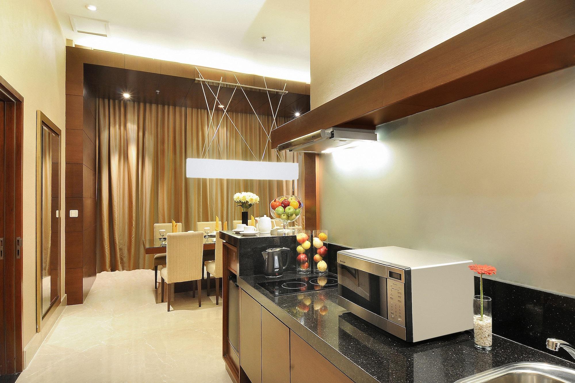 Hotel The Luxton Bandung Esterno foto