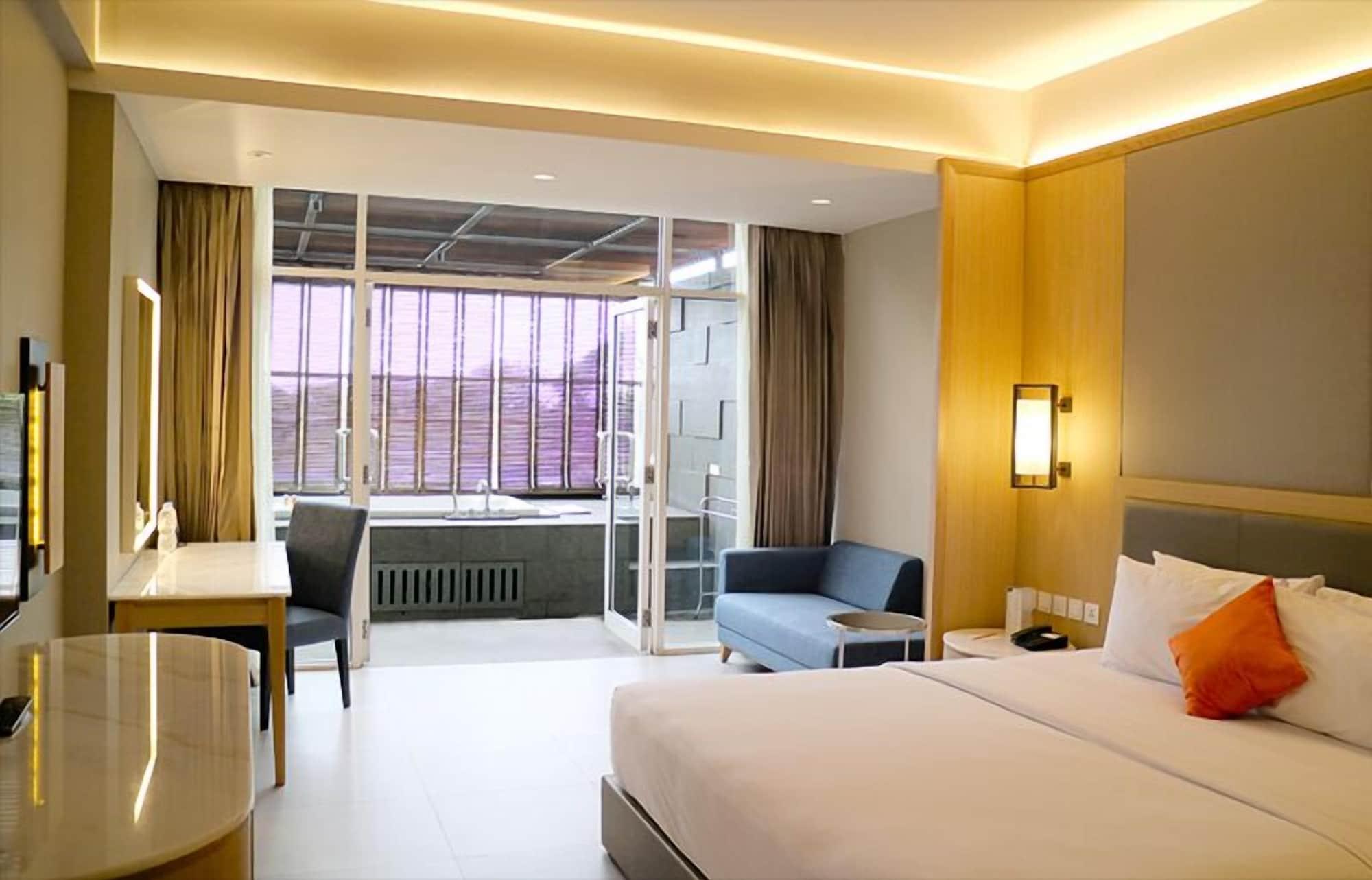Hotel The Luxton Bandung Esterno foto