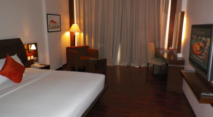 Hotel The Luxton Bandung Esterno foto