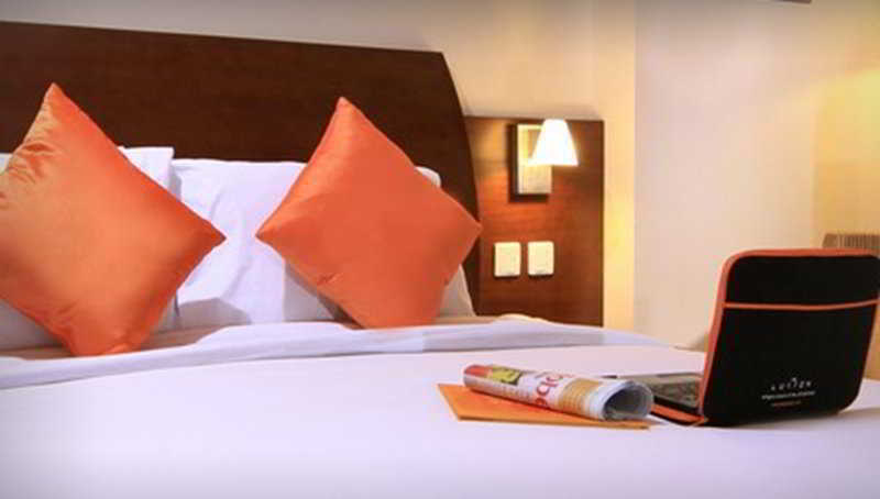Hotel The Luxton Bandung Esterno foto