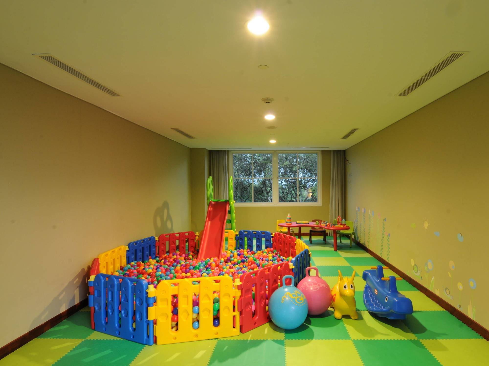 Hotel The Luxton Bandung Esterno foto